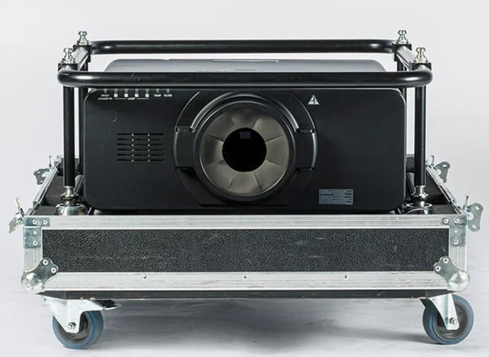 2  x Panasonic PT-DZ21K2