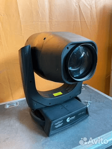 Clay Paky Scenius Unico