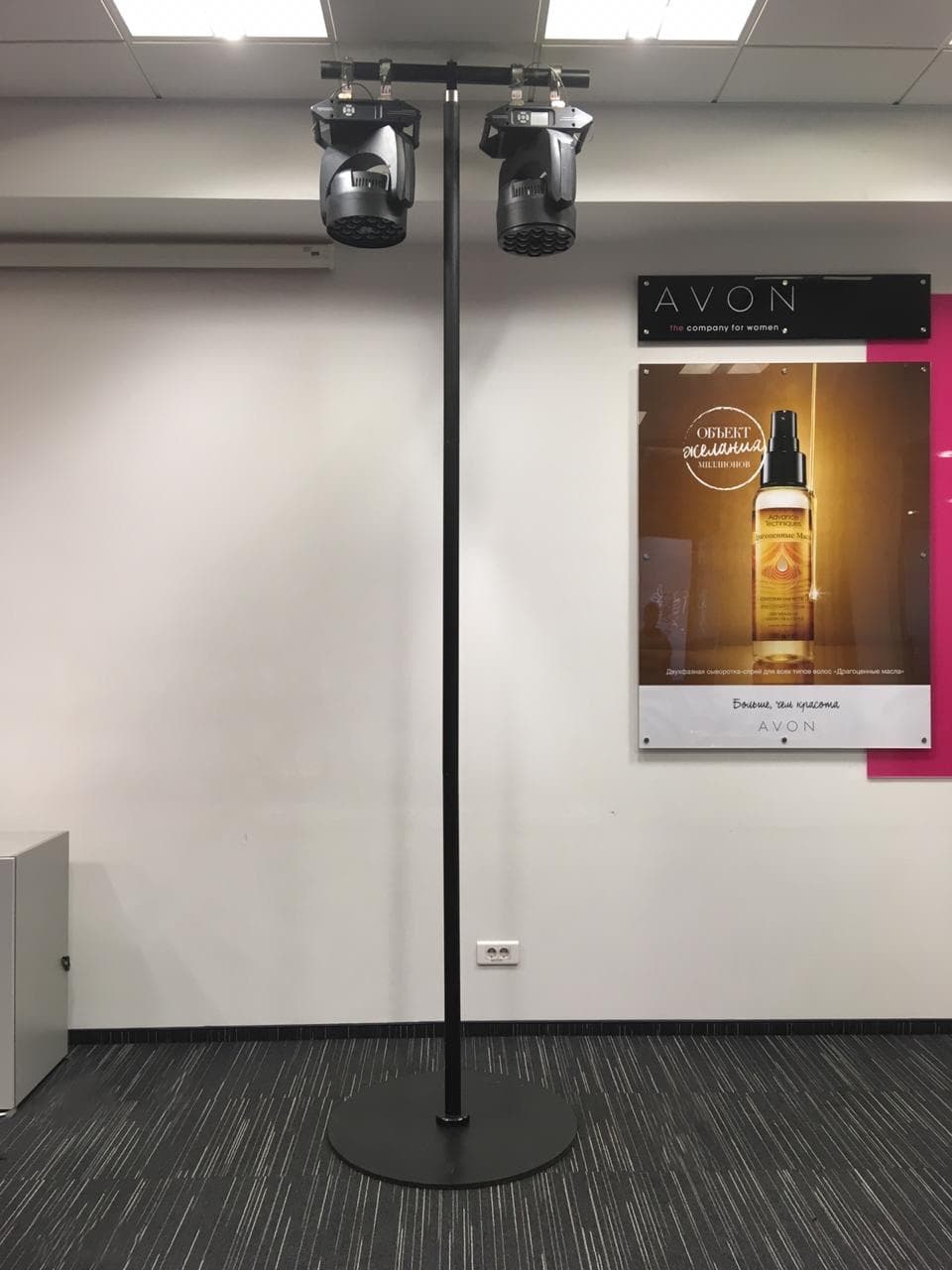 Компактный тотем MINI